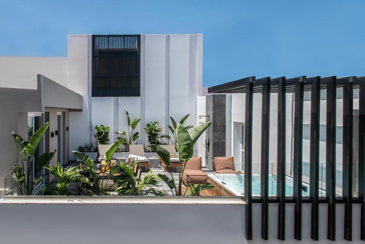 Maison Aqua Suite With Private Mini Pool Jacuzzi 헐소니소스 외부 사진