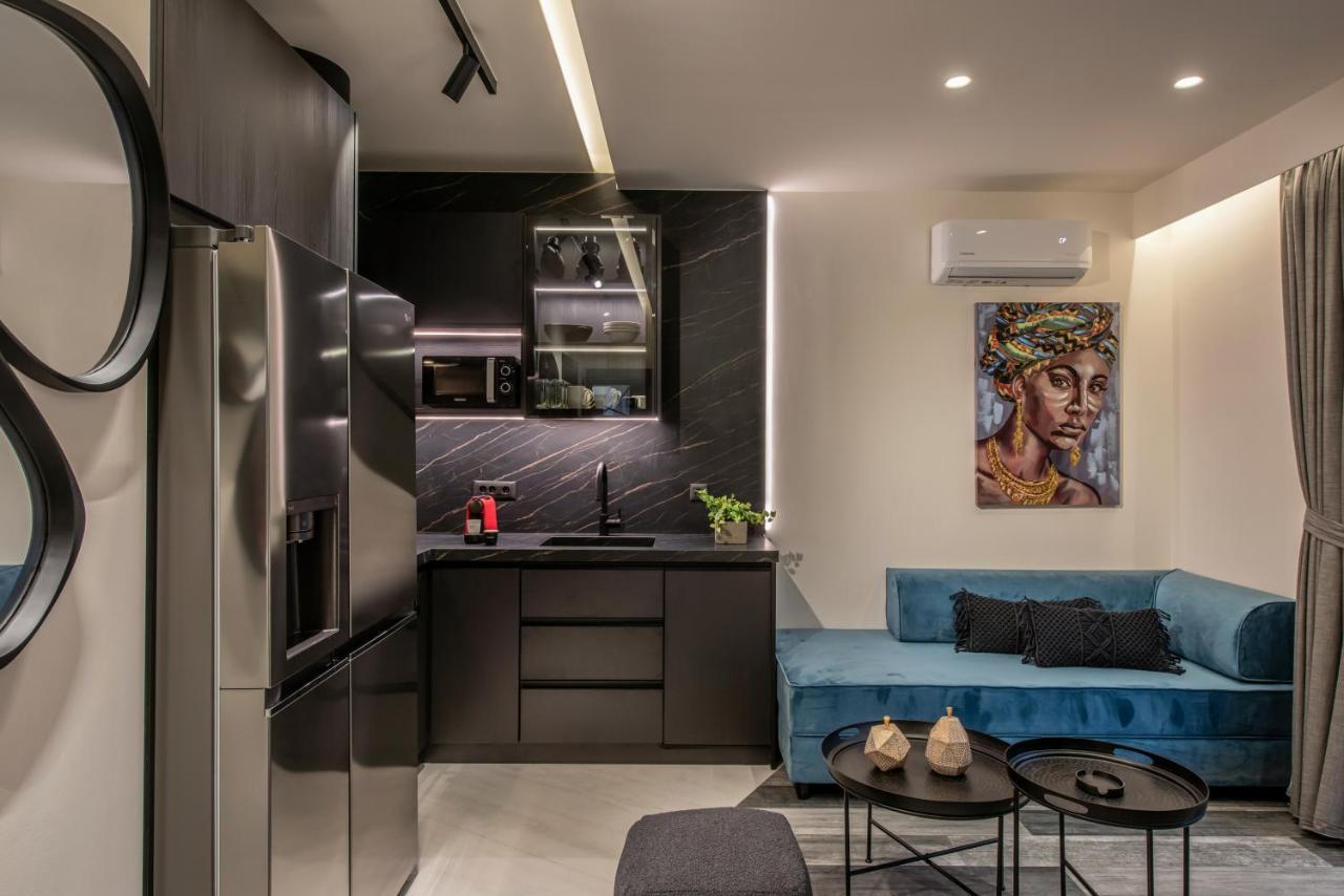 Maison Aqua Suite With Private Mini Pool Jacuzzi 헐소니소스 외부 사진