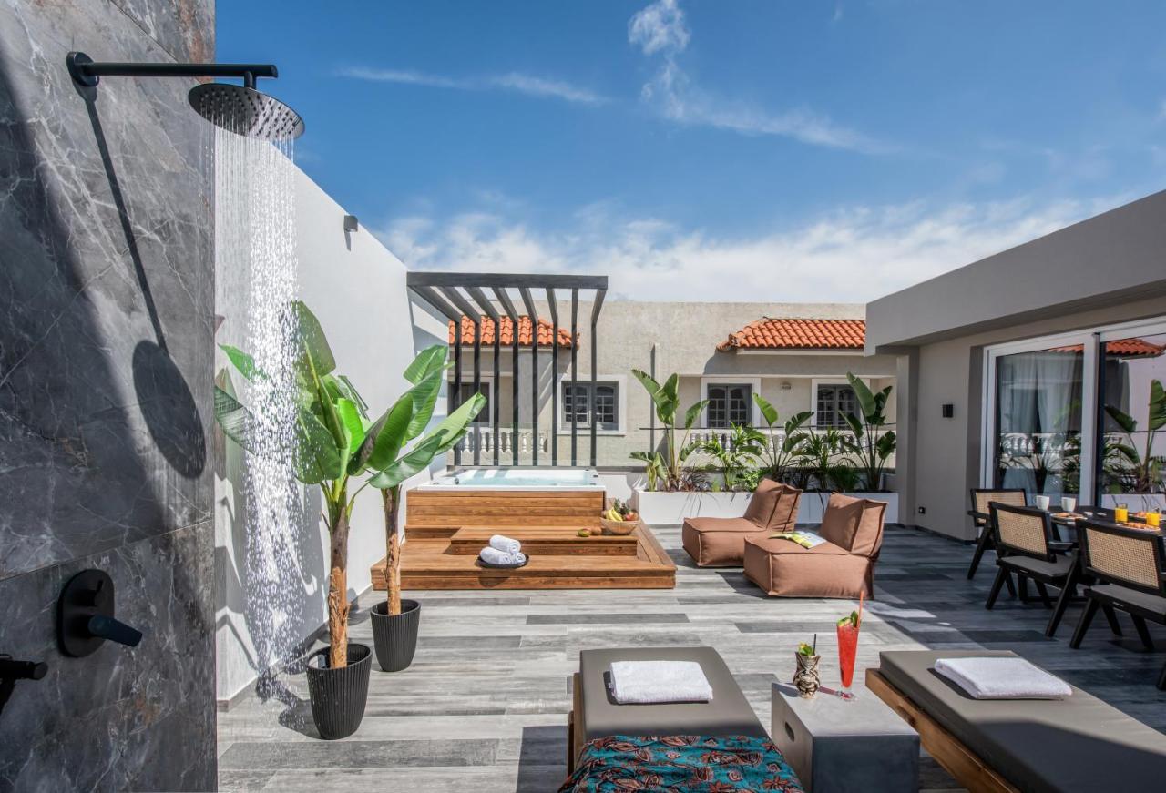 Maison Aqua Suite With Private Mini Pool Jacuzzi 헐소니소스 외부 사진