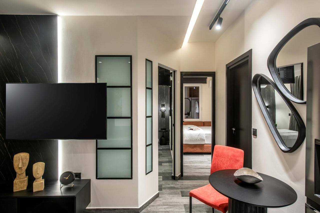Maison Aqua Suite With Private Mini Pool Jacuzzi 헐소니소스 외부 사진