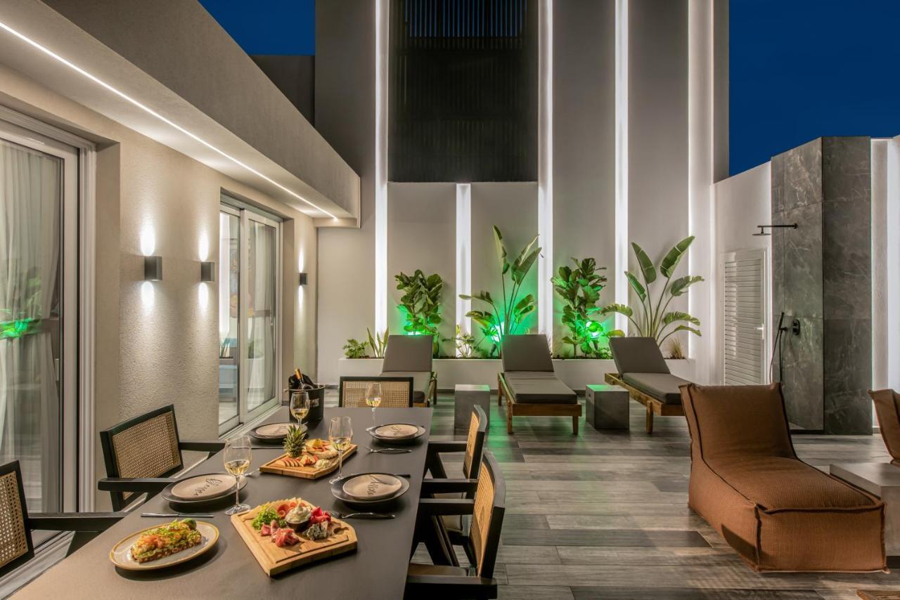 Maison Aqua Suite With Private Mini Pool Jacuzzi 헐소니소스 외부 사진