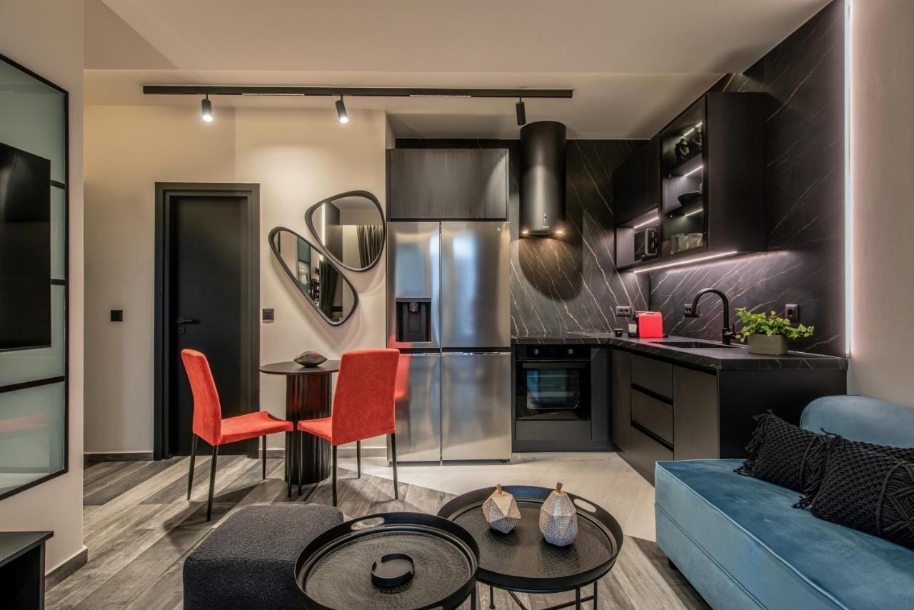 Maison Aqua Suite With Private Mini Pool Jacuzzi 헐소니소스 외부 사진