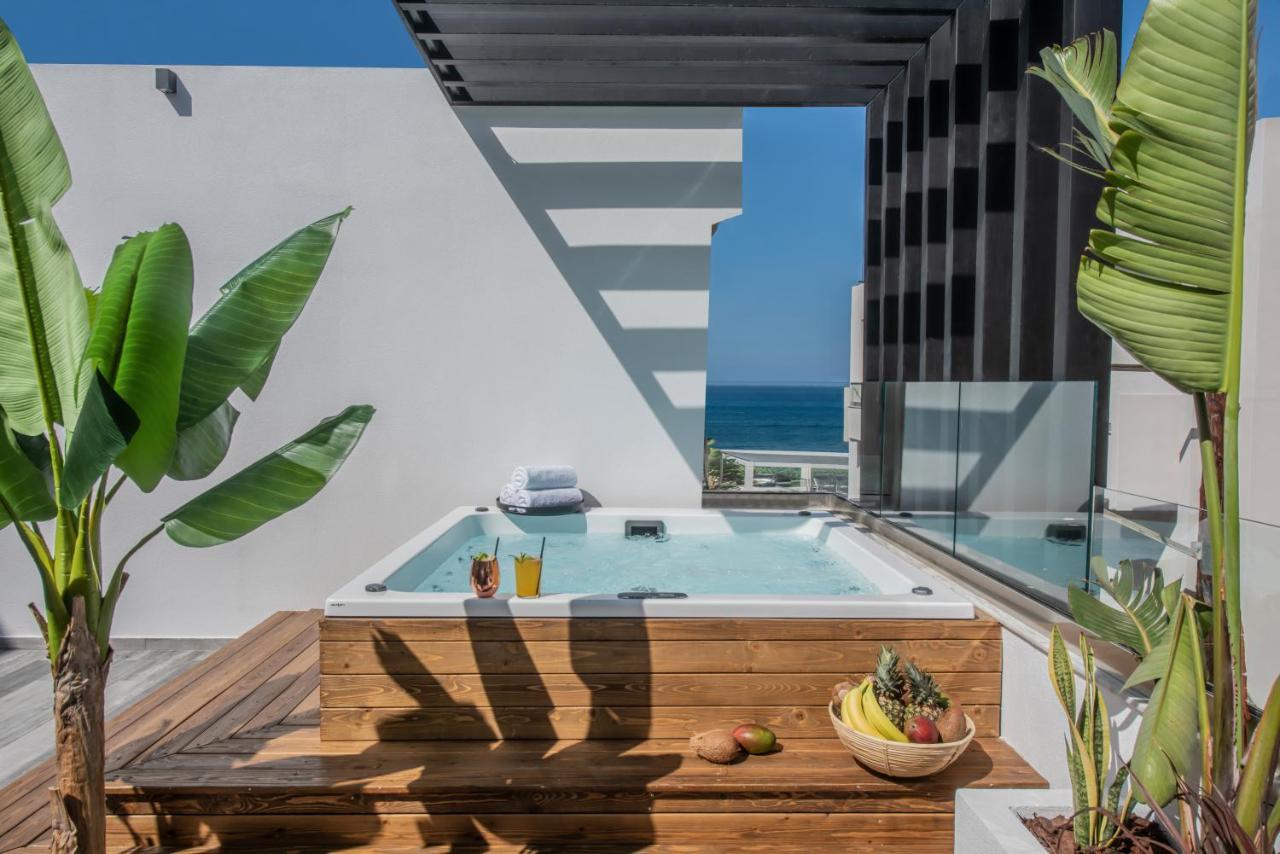 Maison Aqua Suite With Private Mini Pool Jacuzzi 헐소니소스 외부 사진