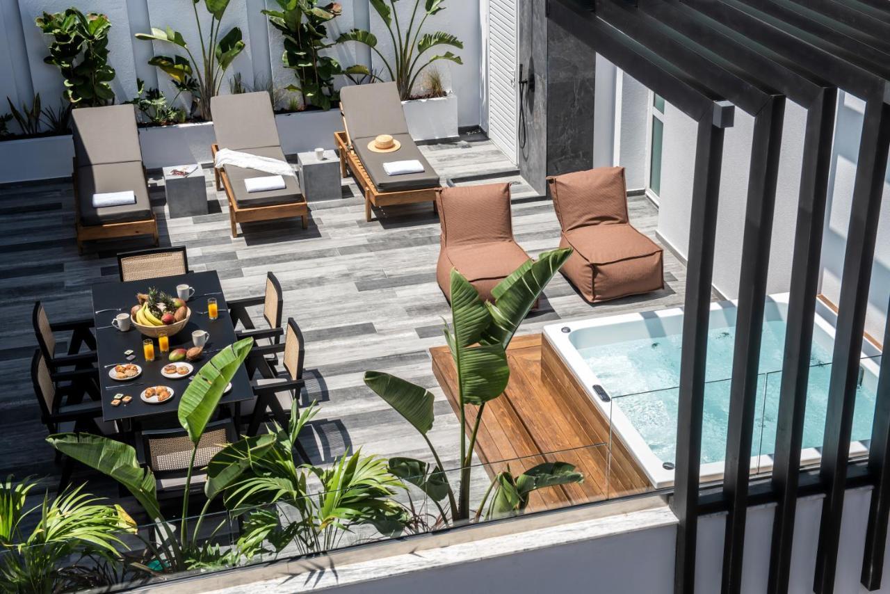Maison Aqua Suite With Private Mini Pool Jacuzzi 헐소니소스 외부 사진